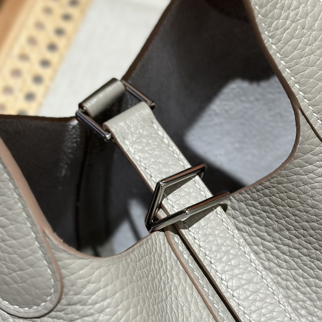 Hermes Picotin Lock 18 Bag In Pearl Grey Clemence Leather